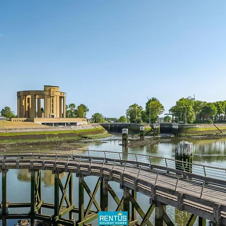 Maison Babette - With View On Kaai Appartement Nieuport